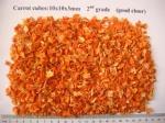 dried carrot flakes:10x10x3mm